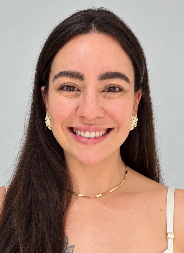 Dra. Larissa Eloy